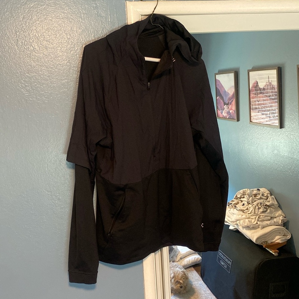 Quarter zip black workout top!